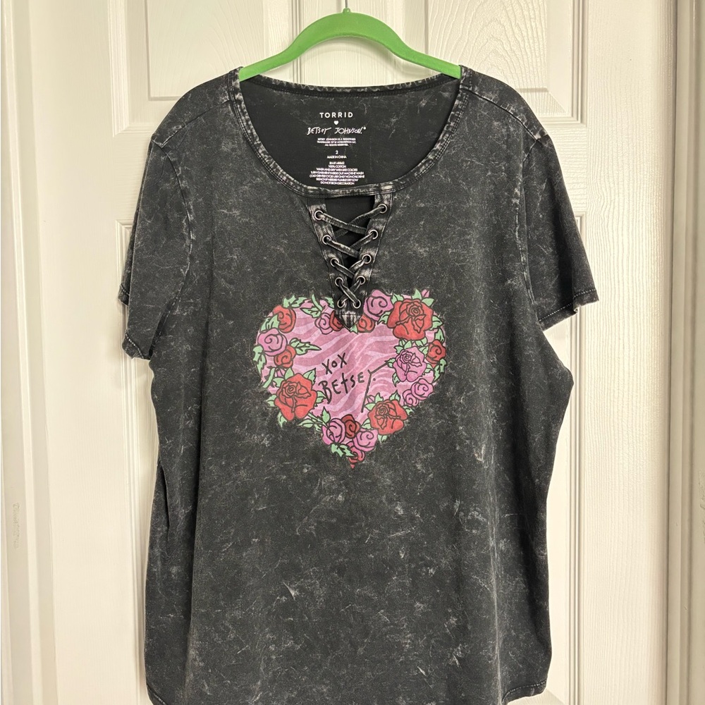 Torrid Black Lace-Up Heart Graphic Top